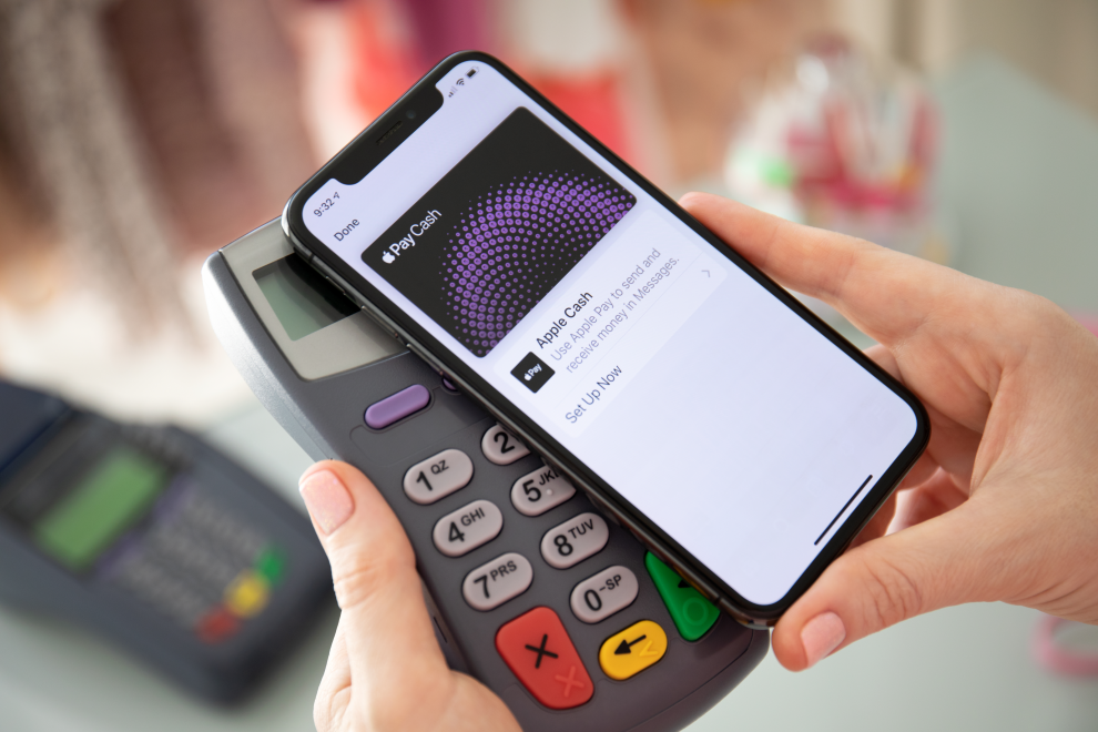 طريقة الدفع بـ Apple Pay عند الشراء خطوة بخطوة