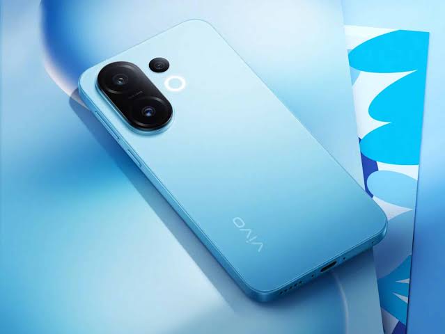 سعر ومواصفات vivo S30.. أقوى هاتف فيفو للفئة المتوسطة 2025
